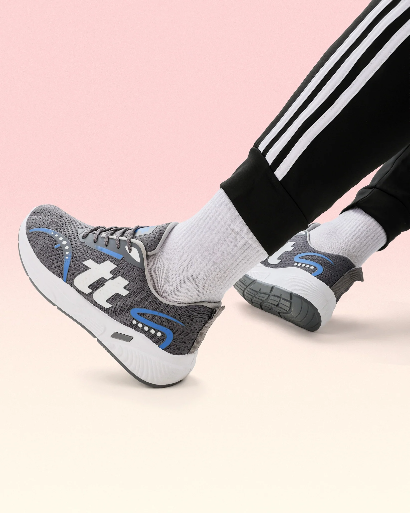 Testa Toro Runner A1 – خفّة Air-Mesh وراحة TTR لليوم من أوله لآخره - Image 17